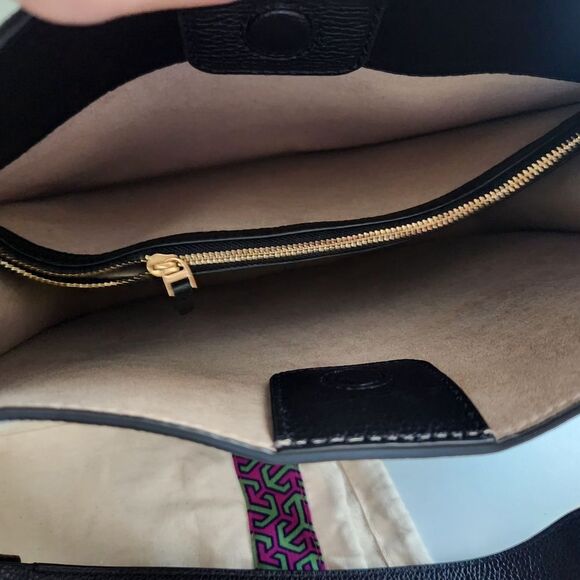 Tory Burch Large Thea Convertible Leather Shoulder Bag - Picture 6 of 7